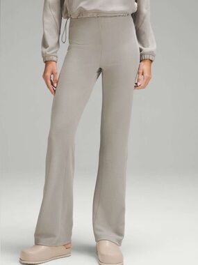 Lululemon Brushed Softstreme Ribbed Zip Flared Pant 32.5" - Size 4